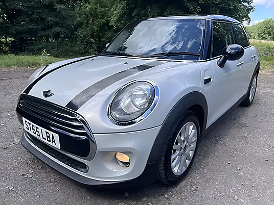 2015 MINI Hatch Cooper 1.5