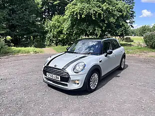 Used 2015 MINI Hatch Cooper Silver - Interior and Exterior details 2