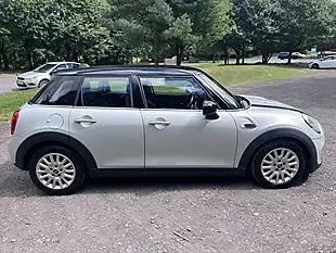 Used 2015 MINI Hatch Cooper Silver - Interior and Exterior details 7