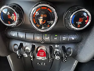 Used 2015 MINI Hatch Cooper Silver - Interior and Exterior details 15