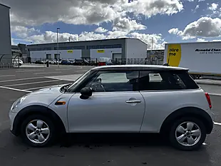 Used 2015 MINI Hatch Cooper Silver - Interior and Exterior details 8