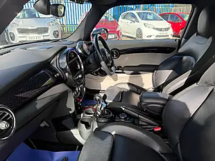 Used 2015 MINI Hatch Cooper Silver - Interior and Exterior details 10