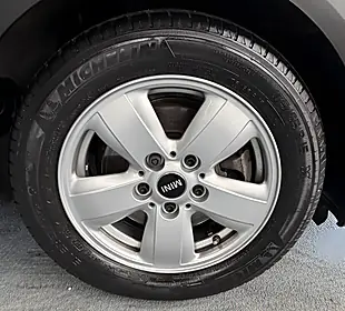 Used 2015 MINI Hatch Cooper Silver - Interior and Exterior details 17