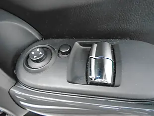Used 2015 MINI Hatch Cooper Silver - Interior and Exterior details 16