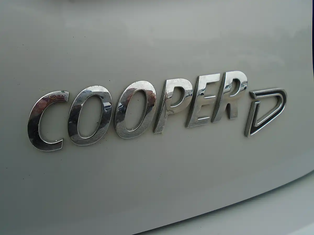 Used 2015 MINI Hatch Cooper Silver - Interior and Exterior details 19