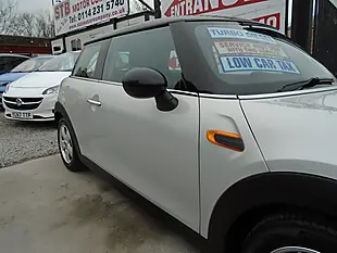 Used 2015 MINI Hatch Cooper Silver - Interior and Exterior details 4