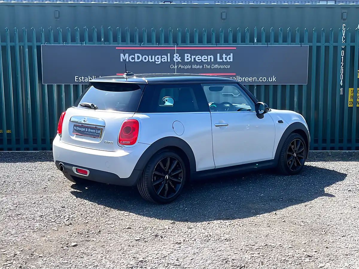 Used 2015 MINI Hatch Cooper Silver - Interior and Exterior details 5