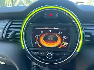 Used 2015 MINI Hatch Cooper Silver - Interior and Exterior details 9