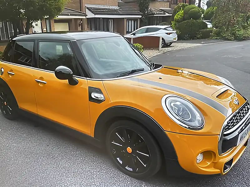 Used 2015 MINI Hatch Cooper Volcanic Orange - Interior and Exterior details 2