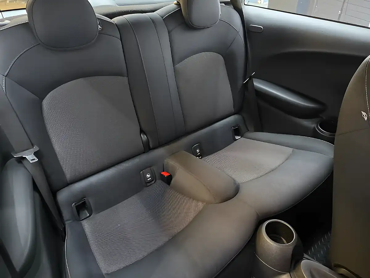 Used 2015 MINI Hatch Cooper White - Interior and Exterior details 18