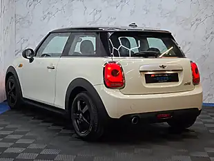 Used 2015 MINI Hatch Cooper White - Interior and Exterior details 7
