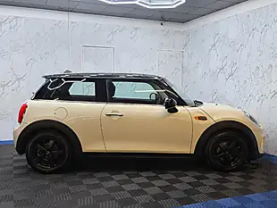Used 2015 MINI Hatch Cooper White - Interior and Exterior details 8