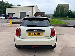 Used 2015 MINI Hatch Cooper White - Interior and Exterior details 8