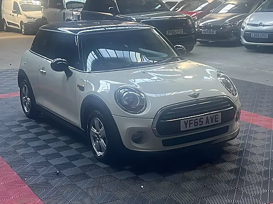2015 MINI Hatch 1.5 Cooper