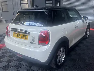 Used 2015 MINI Hatch Cooper White - Interior and Exterior details 10