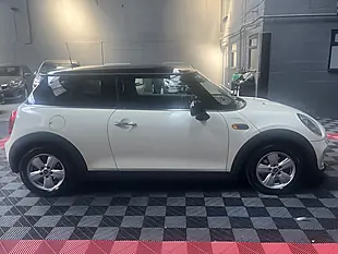 Used 2015 MINI Hatch Cooper White - Interior and Exterior details 3