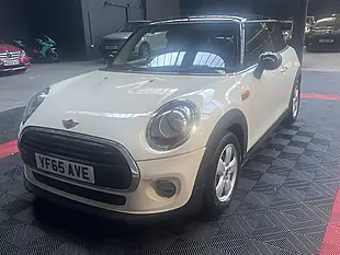 Used 2015 MINI Hatch Cooper White - Interior and Exterior details 4
