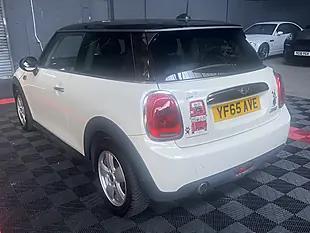 Used 2015 MINI Hatch Cooper White - Interior and Exterior details 6