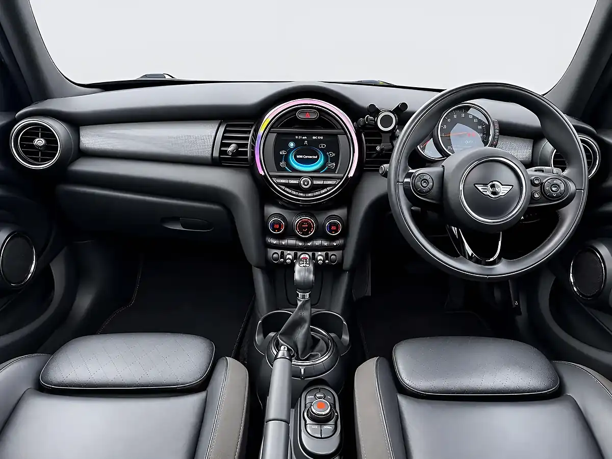 Used 2015 MINI Hatch Cooper White - Interior and Exterior details 11