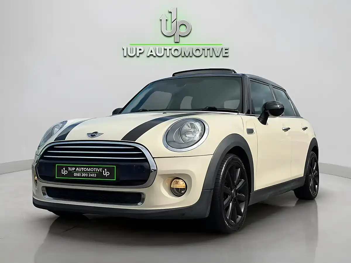 Used 2015 MINI Hatch Cooper White - Interior and Exterior details 7