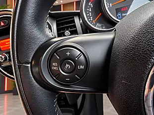 Used 2015 MINI Hatch Cooper White - Interior and Exterior details 12