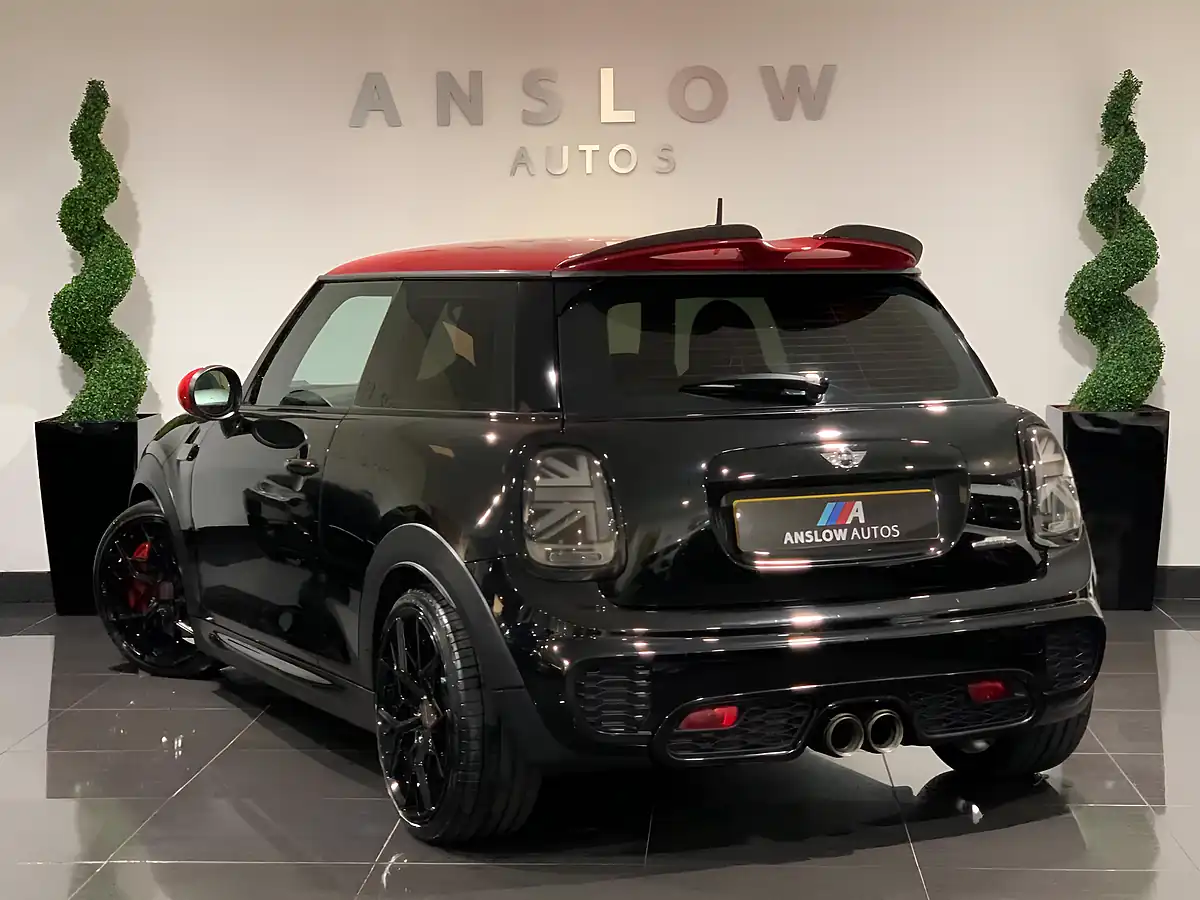 Used 2015 MINI Hatch John Cooper Works Black - Interior and Exterior details 2