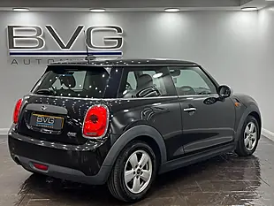 Used 2015 MINI Hatch One Black - Interior and Exterior details 9