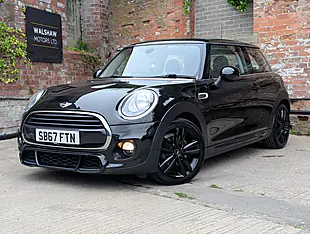 Used 2015 MINI Hatch One Black - Interior and Exterior details 7
