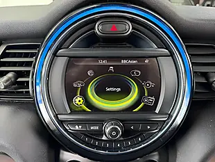 Used 2015 MINI Hatch One Blue - Interior and Exterior details 12