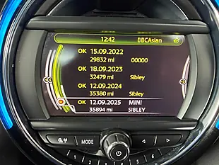 Used 2015 MINI Hatch One Blue - Interior and Exterior details 14