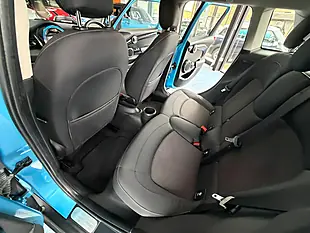 Used 2015 MINI Hatch One Blue - Interior and Exterior details 15