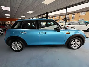 Used 2015 MINI Hatch One Blue - Interior and Exterior details 2