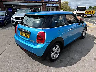 Used 2015 MINI Hatch One Blue - Interior and Exterior details 13