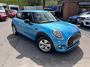 Used 2015 MINI Hatch One Blue - Interior and Exterior details 3