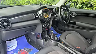 Used 2015 MINI Hatch One Deep Blue - Interior and Exterior details 12