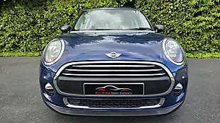 Used 2015 MINI Hatch One Deep Blue - Interior and Exterior details 8