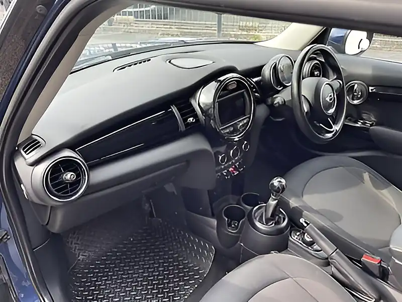 Used 2015 MINI Hatch One (pepper Pack) 5 Door Deep Blue Metallic - Interior and Exterior details 10