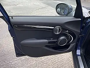 Used 2015 MINI Hatch One (pepper Pack) 5 Door Deep Blue Metallic - Interior and Exterior details 11