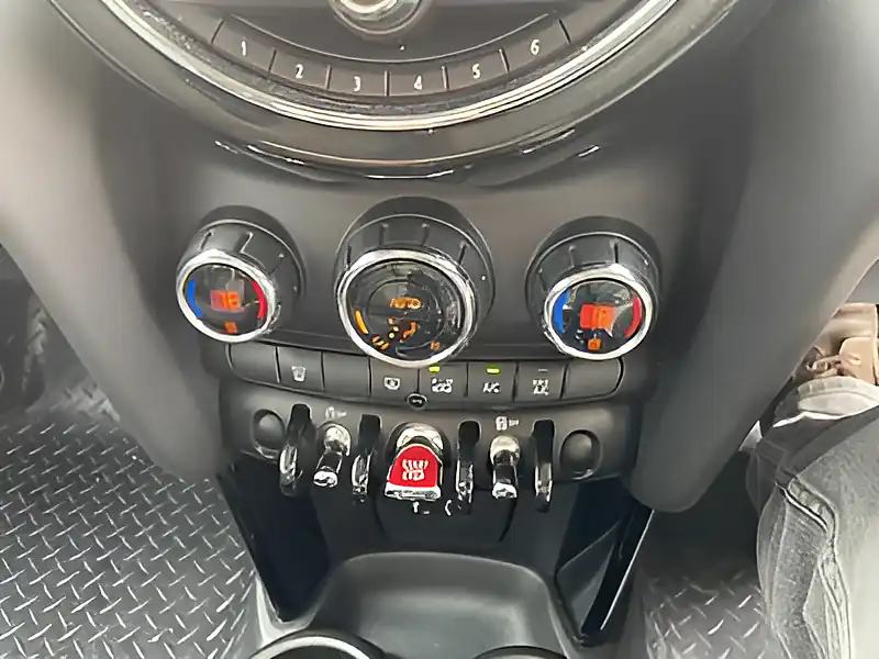Used 2015 MINI Hatch One (pepper Pack) 5 Door Deep Blue Metallic - Interior and Exterior details 14