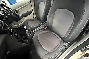 Used 2015 MINI Hatch One Pepper White - Interior and Exterior details 12