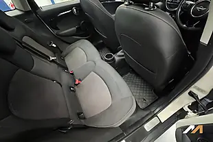 Used 2015 MINI Hatch One Pepper White - Interior and Exterior details 15