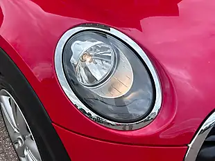 Used 2015 MINI Hatch One Red - Interior and Exterior details 8