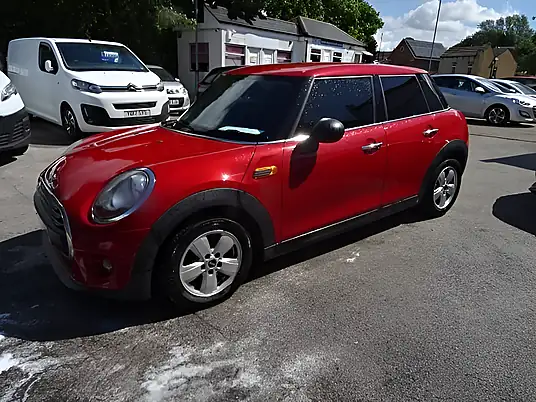2015 MINI Hatch One D
