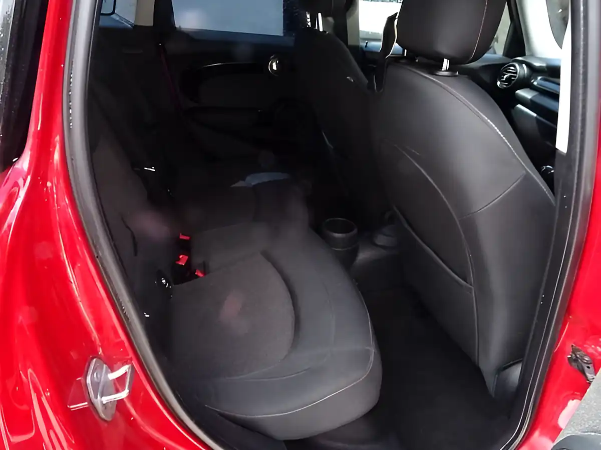 Used 2015 MINI Hatch One Red - Interior and Exterior details 19