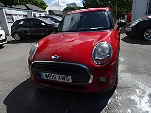 Used 2015 MINI Hatch One Red - Interior and Exterior details 5
