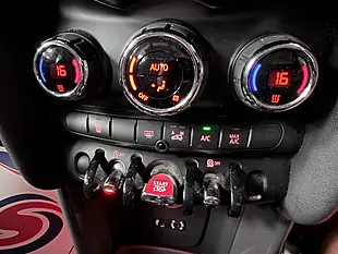 Used 2015 MINI Hatch One Red - Interior and Exterior details 10