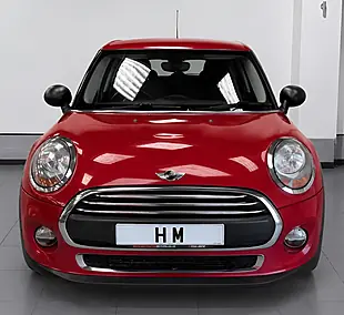 Used 2015 MINI Hatch One Red - Interior and Exterior details 5