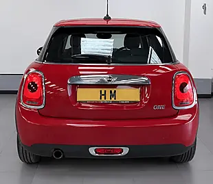 Used 2015 MINI Hatch One Red - Interior and Exterior details 6