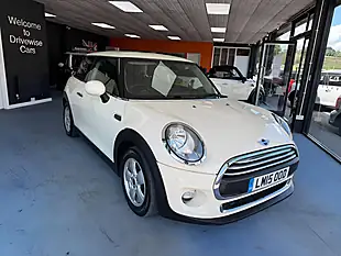 Used 2015 MINI Hatch One White - Interior and Exterior details 3