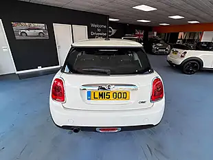 Used 2015 MINI Hatch One White - Interior and Exterior details 8